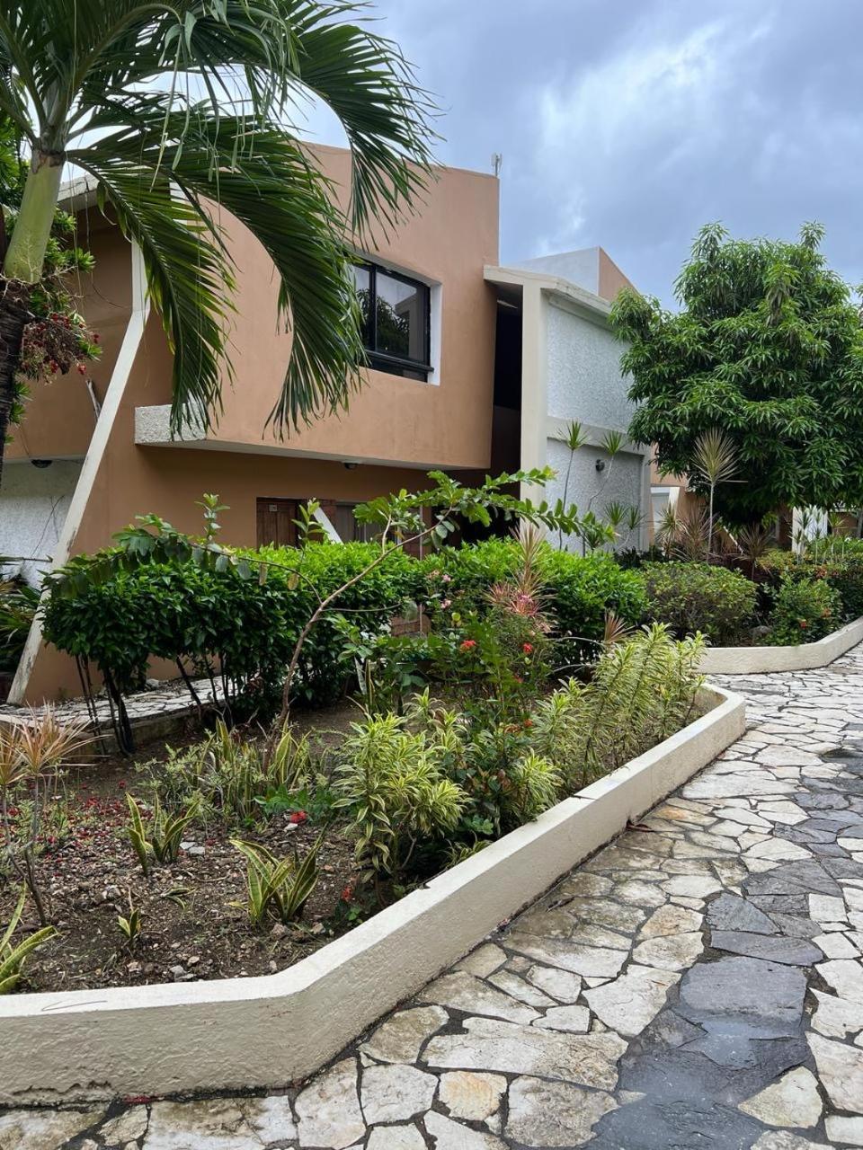 Hotel Tropicana Santo Domingo La Viva Екстер'єр фото