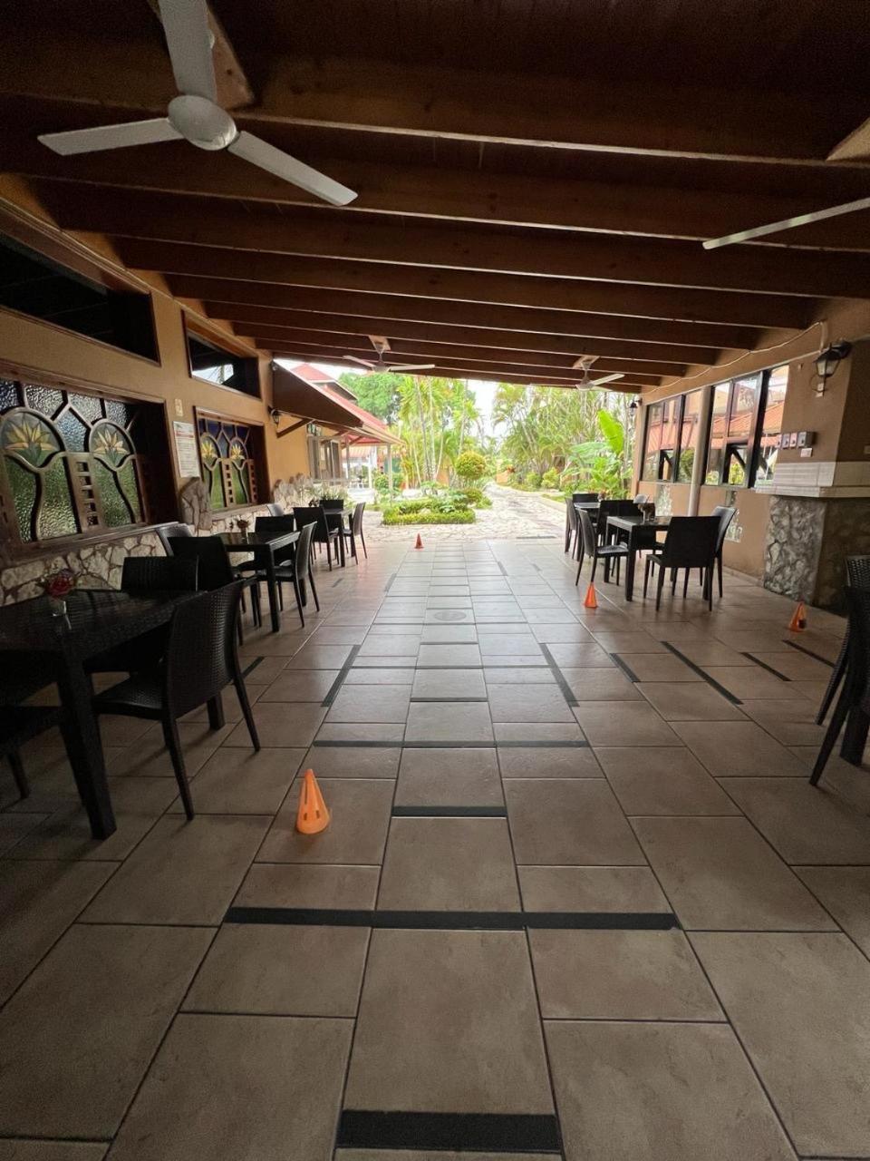 Hotel Tropicana Santo Domingo La Viva Екстер'єр фото