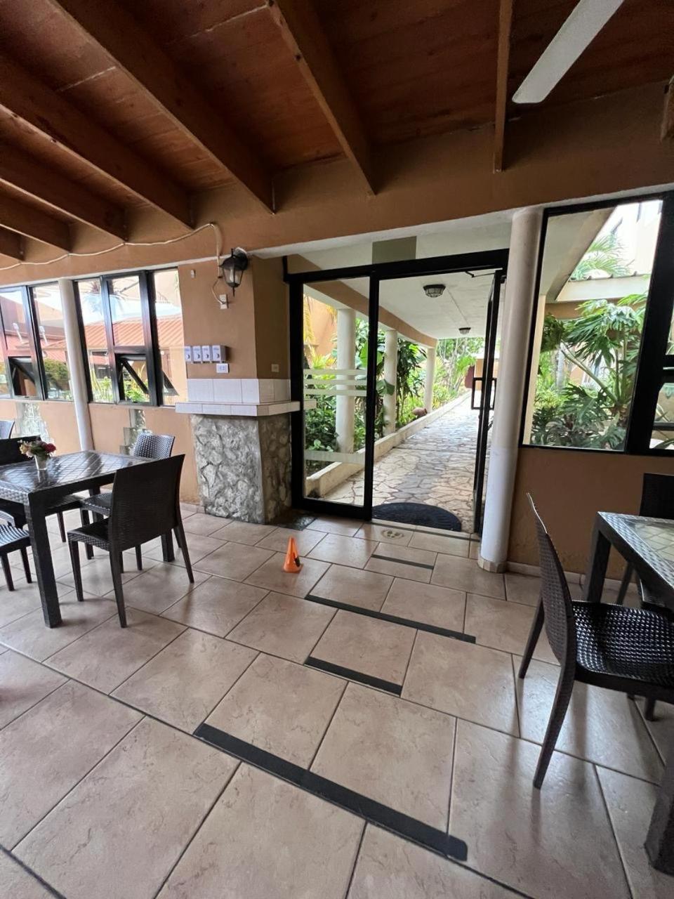 Hotel Tropicana Santo Domingo La Viva Екстер'єр фото