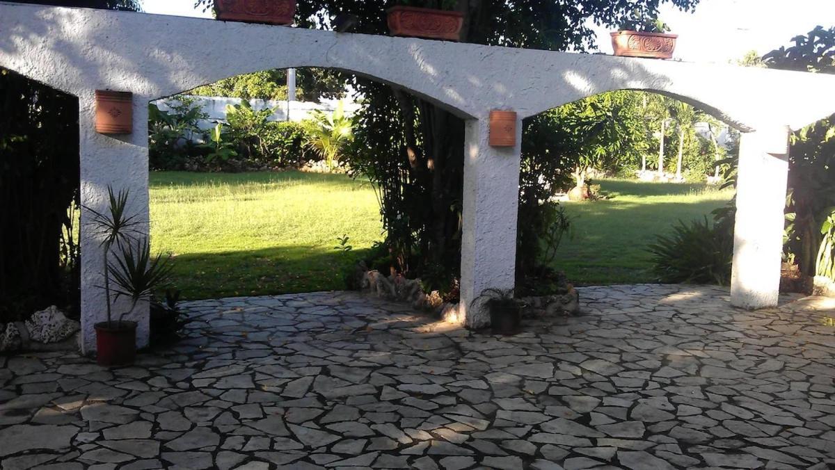 Hotel Tropicana Santo Domingo La Viva Екстер'єр фото