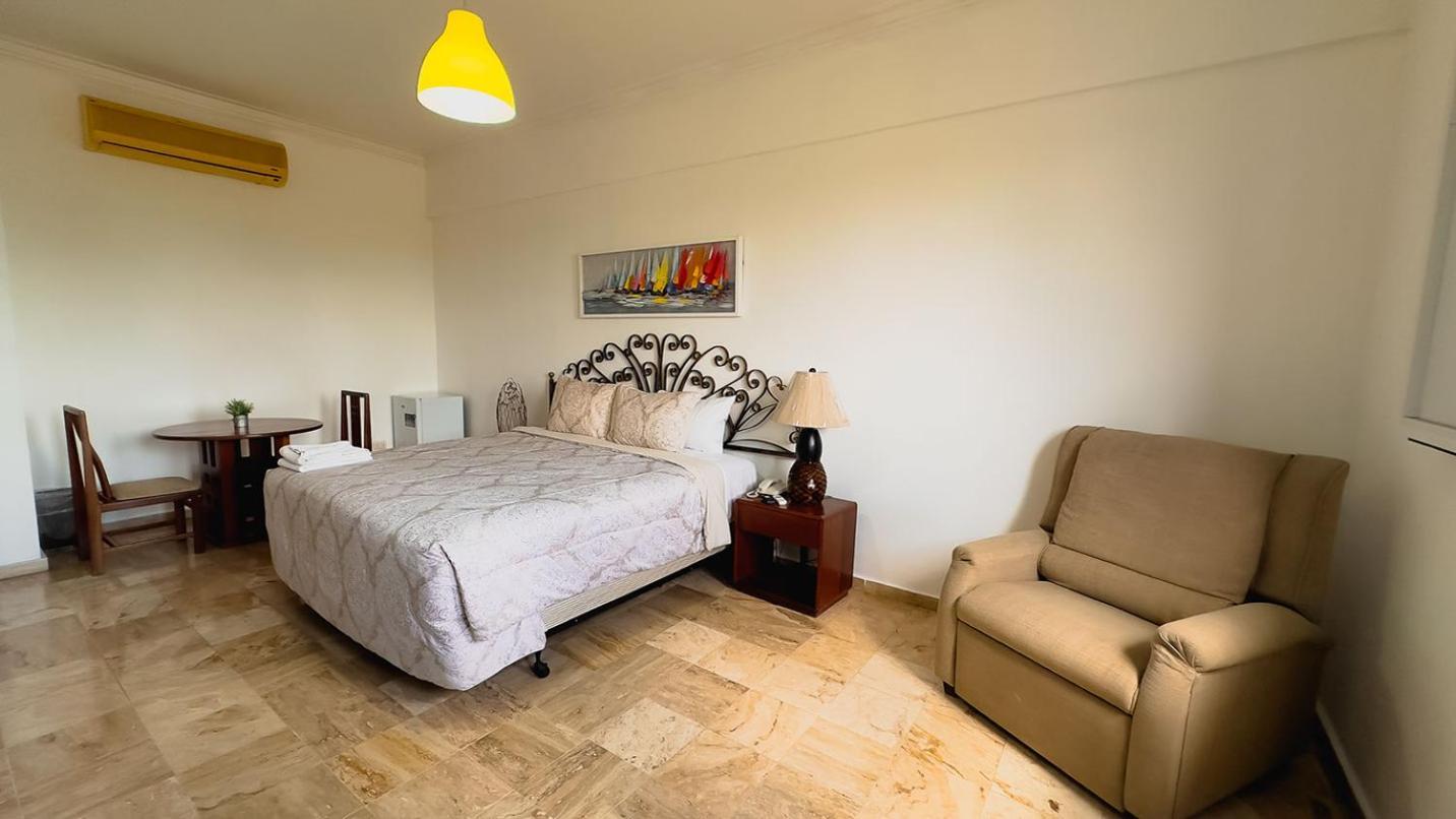 Hotel Tropicana Santo Domingo La Viva Екстер'єр фото